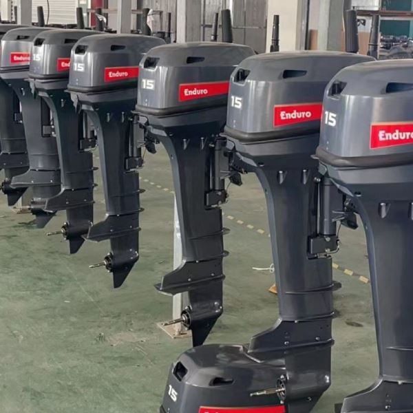 Outboard Motors 15 HP