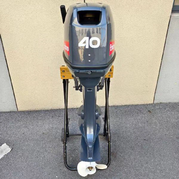 40 HP Two Stroke Outboard Motor