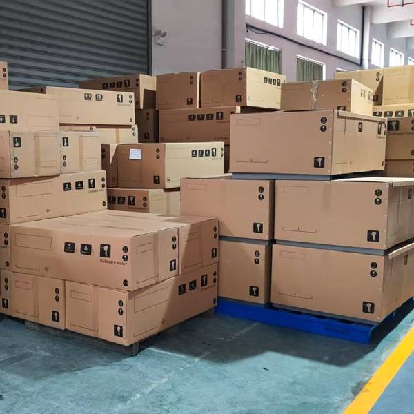 60HP 2 Stroke Engine Packaging